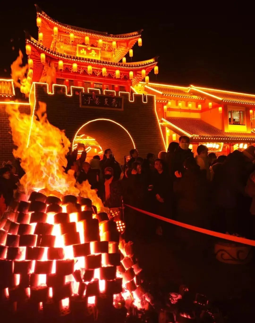 山丹：非遗“逗”趣闹元宵 五重好戏嗨翻天